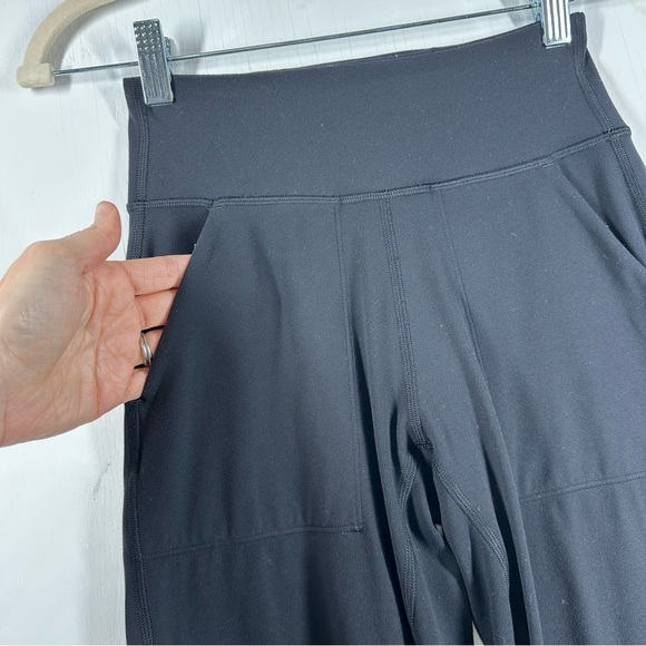 Lululemon Align Jogger Crop Pants Women's 2 Black Nulu Buttery Soft Workout - Picture 5 of 9